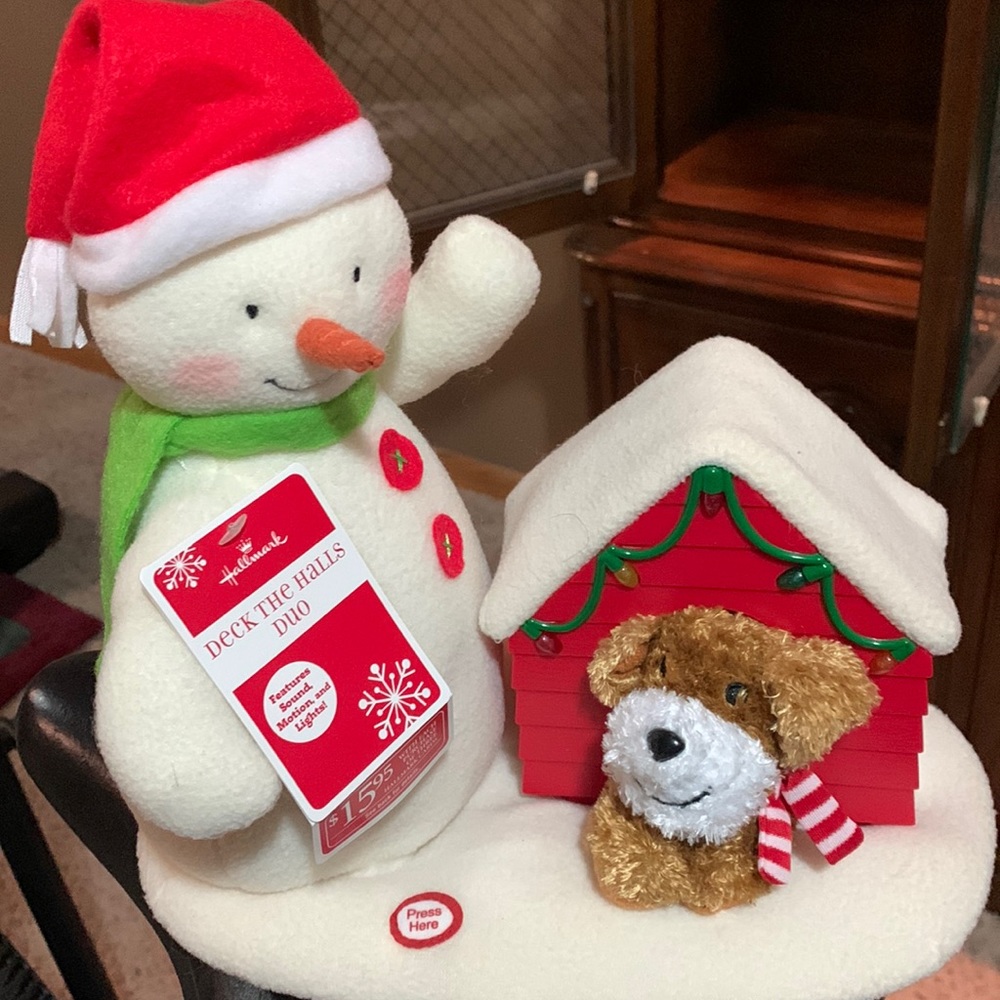 2011 Deck the Halls singing snowman and doggy. Hallmark